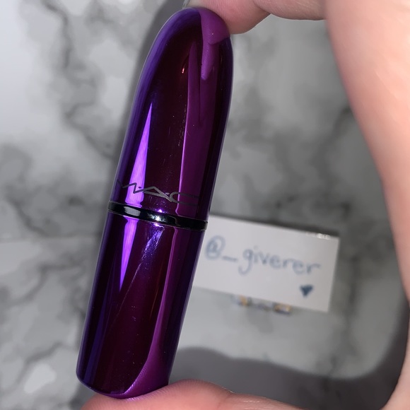 DARKSIDE NWOB Amplified Lipstick MAC - Picture 7 of 16